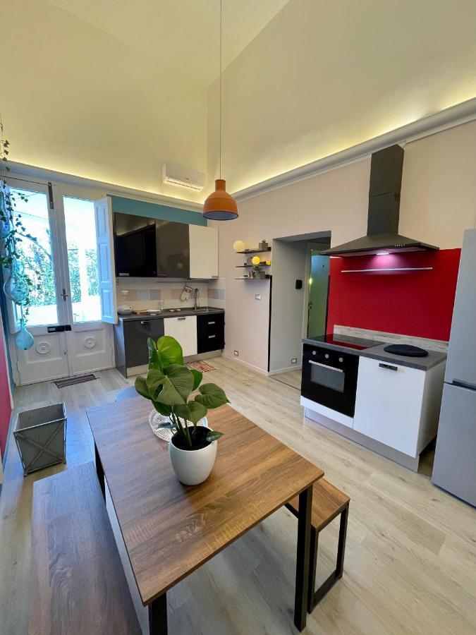 4 Balconi Rooms Paladini B&B E Appartamenti Lecce Dış mekan fotoğraf