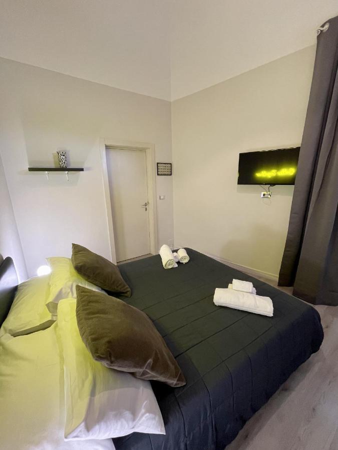 4 Balconi Rooms Paladini B&B E Appartamenti Lecce Dış mekan fotoğraf