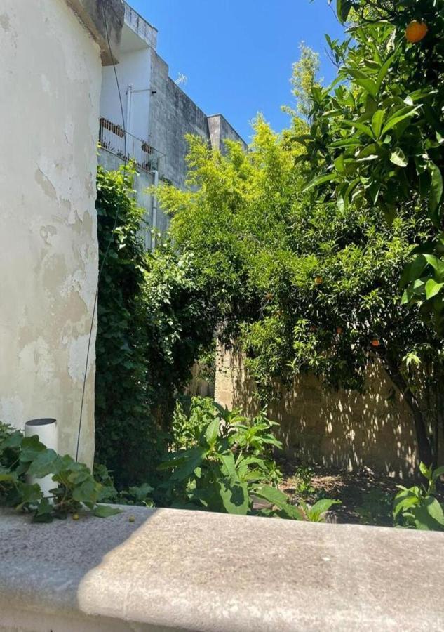 4 Balconi Rooms Paladini B&B E Appartamenti Lecce Dış mekan fotoğraf