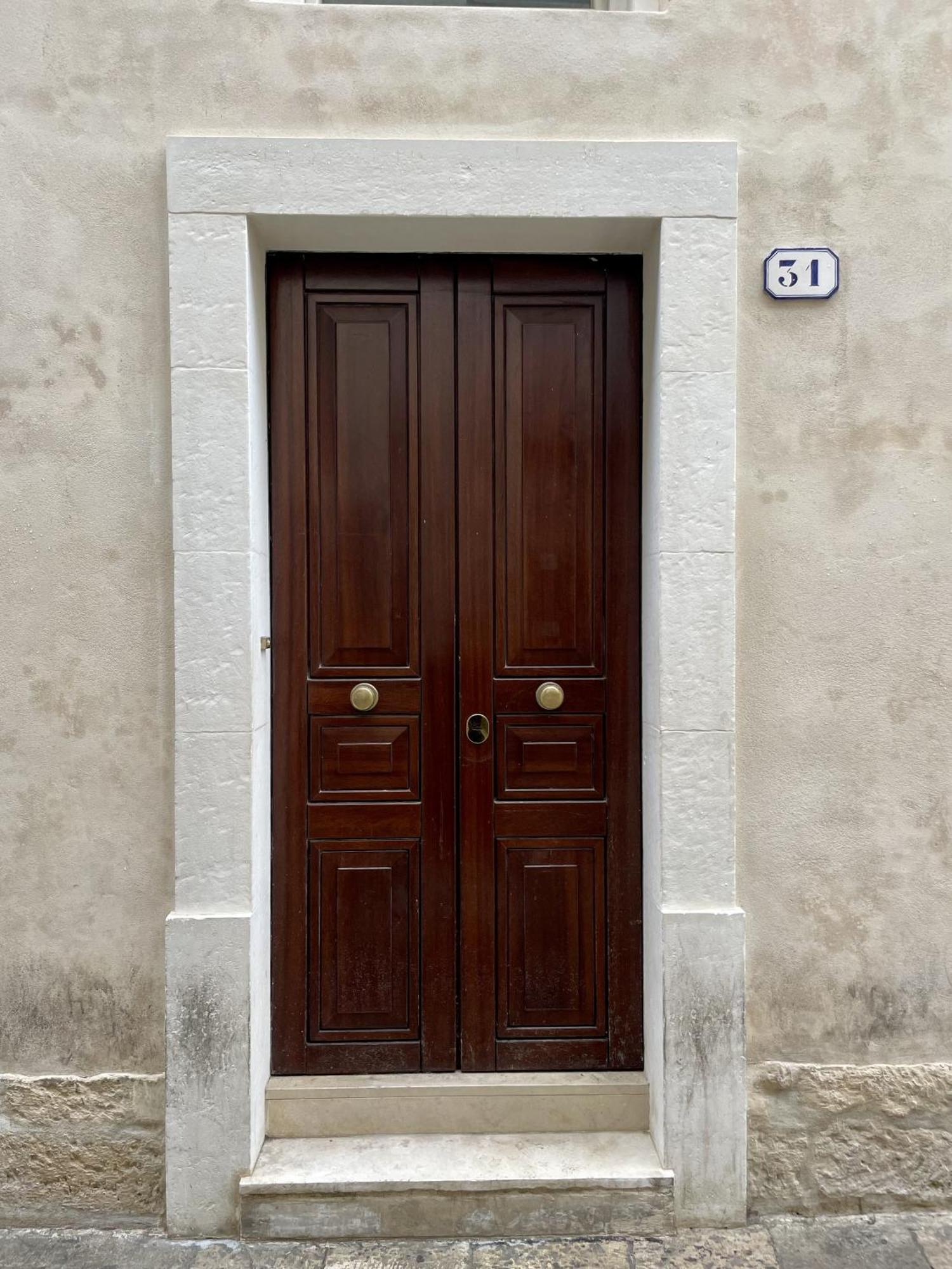 4 Balconi Rooms Paladini B&B E Appartamenti Lecce Dış mekan fotoğraf