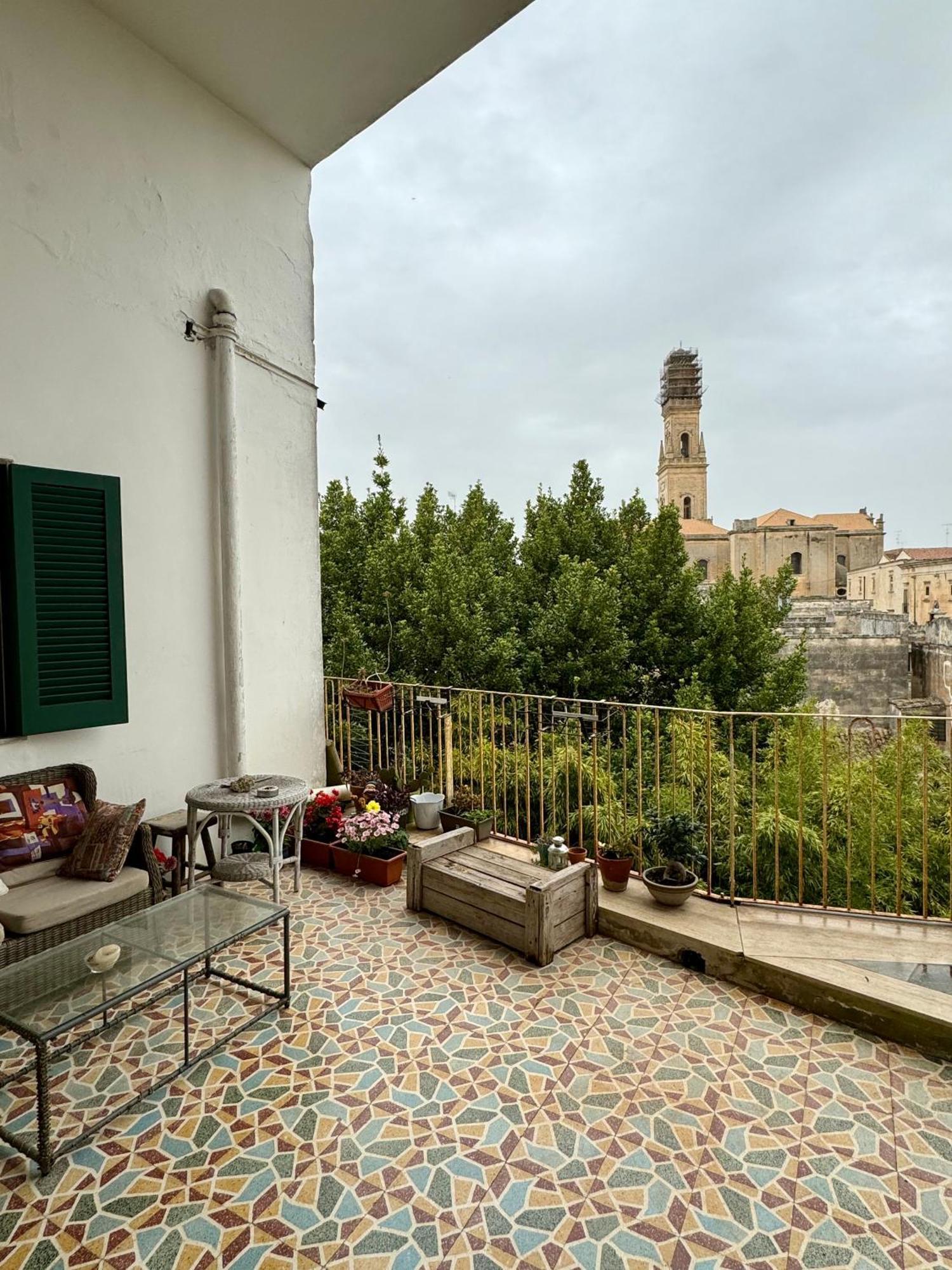 4 Balconi Rooms Paladini B&B E Appartamenti Lecce Dış mekan fotoğraf
